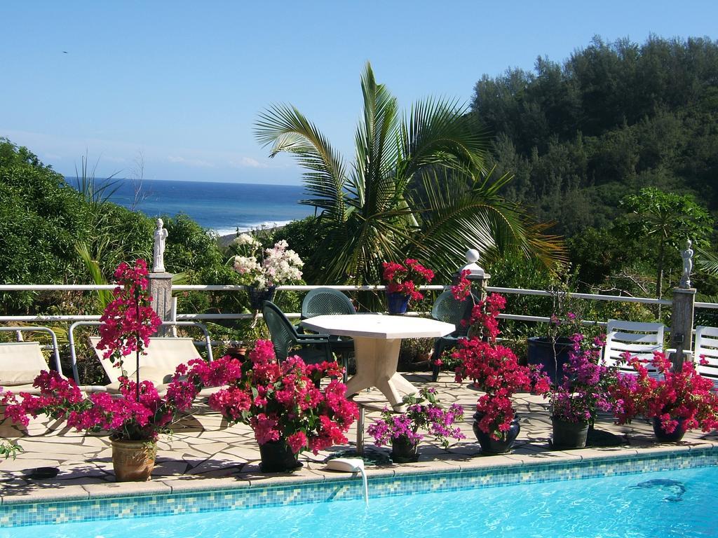 Holiday Home La Caverne Des Hirondelles Saint-Joseph Exterior foto